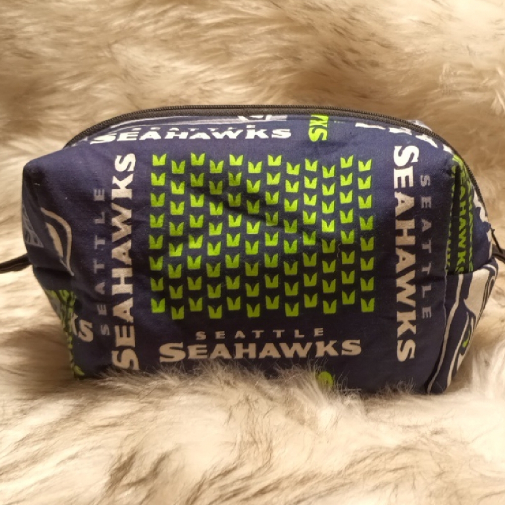 Source Unknown Blue and Green Seahawks Cosmetic Bag